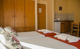 Yiannis The Beekeeper Apartments
